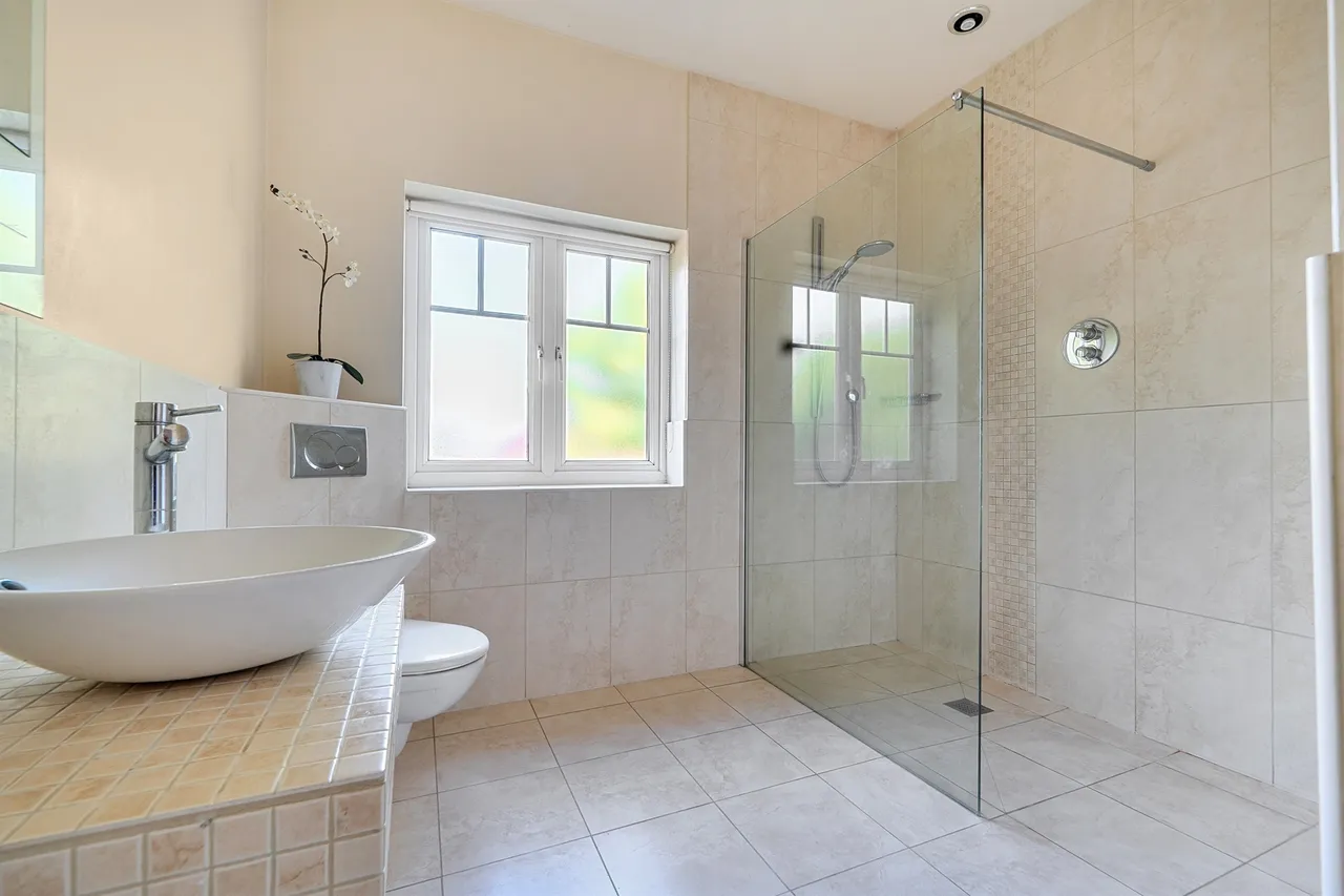 Lansdowne Road, Angmering, BN16, photo 15