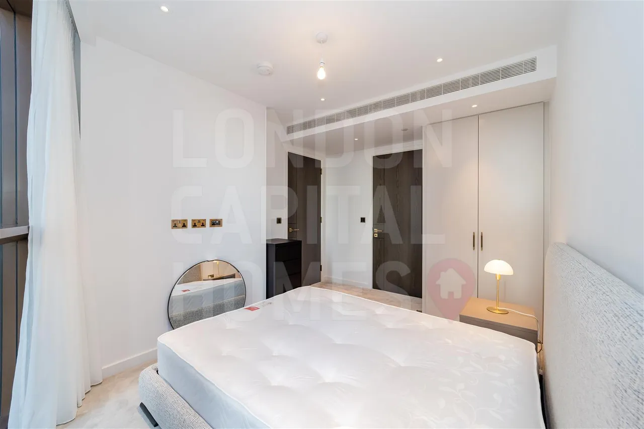 Carnation Way, London, photo 9