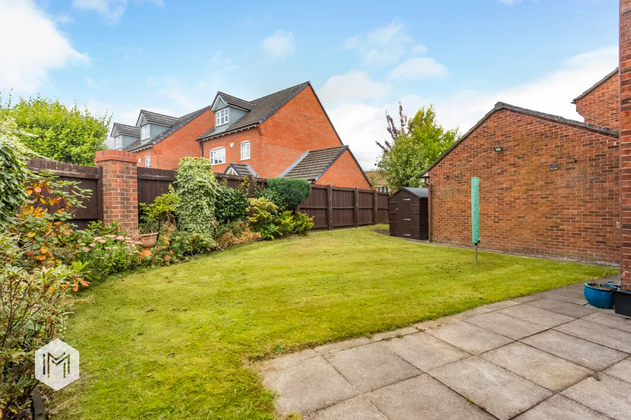 Greensbridge Gardens, Westhoughton, Bolton, BL5 3GQ, photo 11