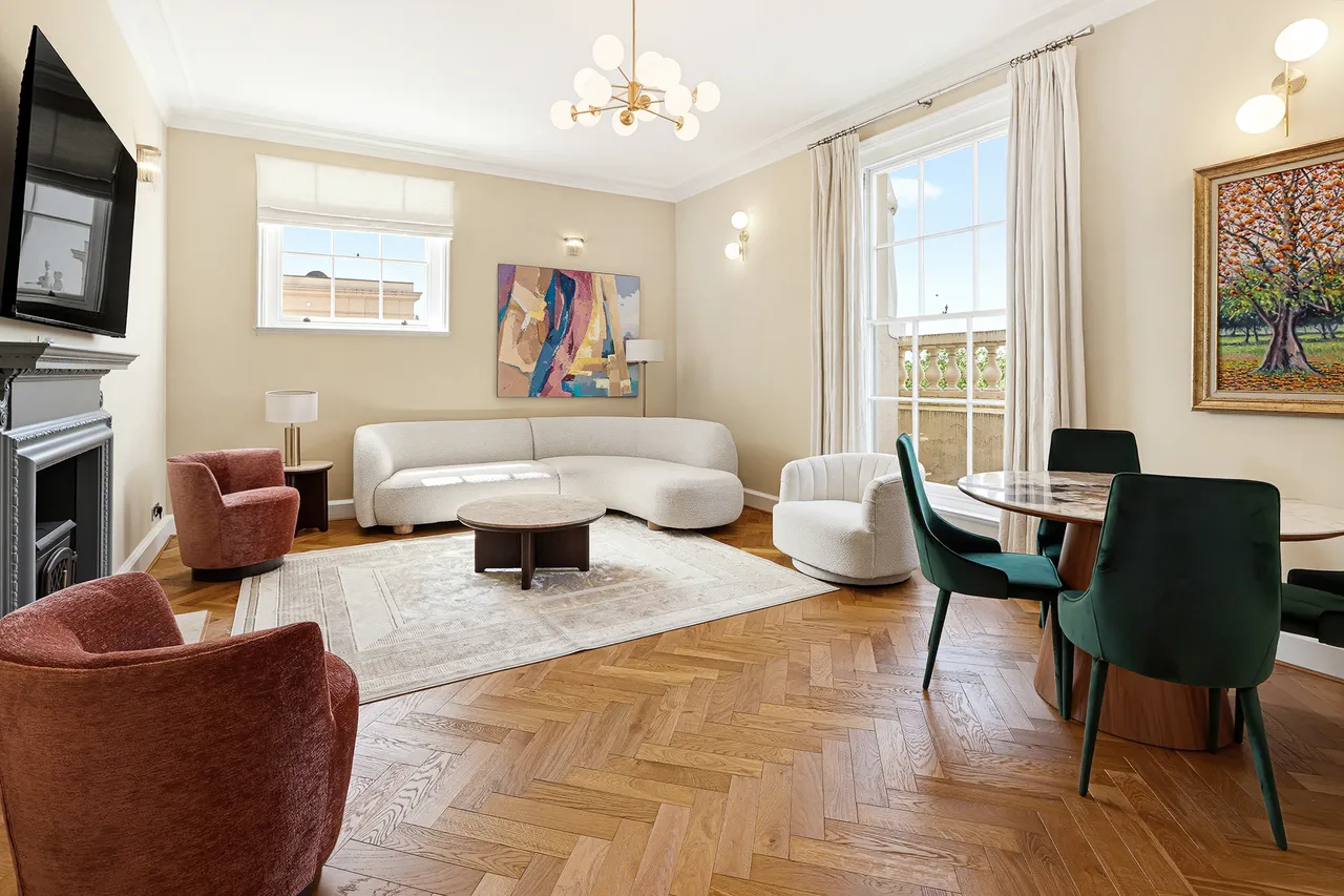 2 bed flat to rent — Cumberland Terrace, Regent's Park, London