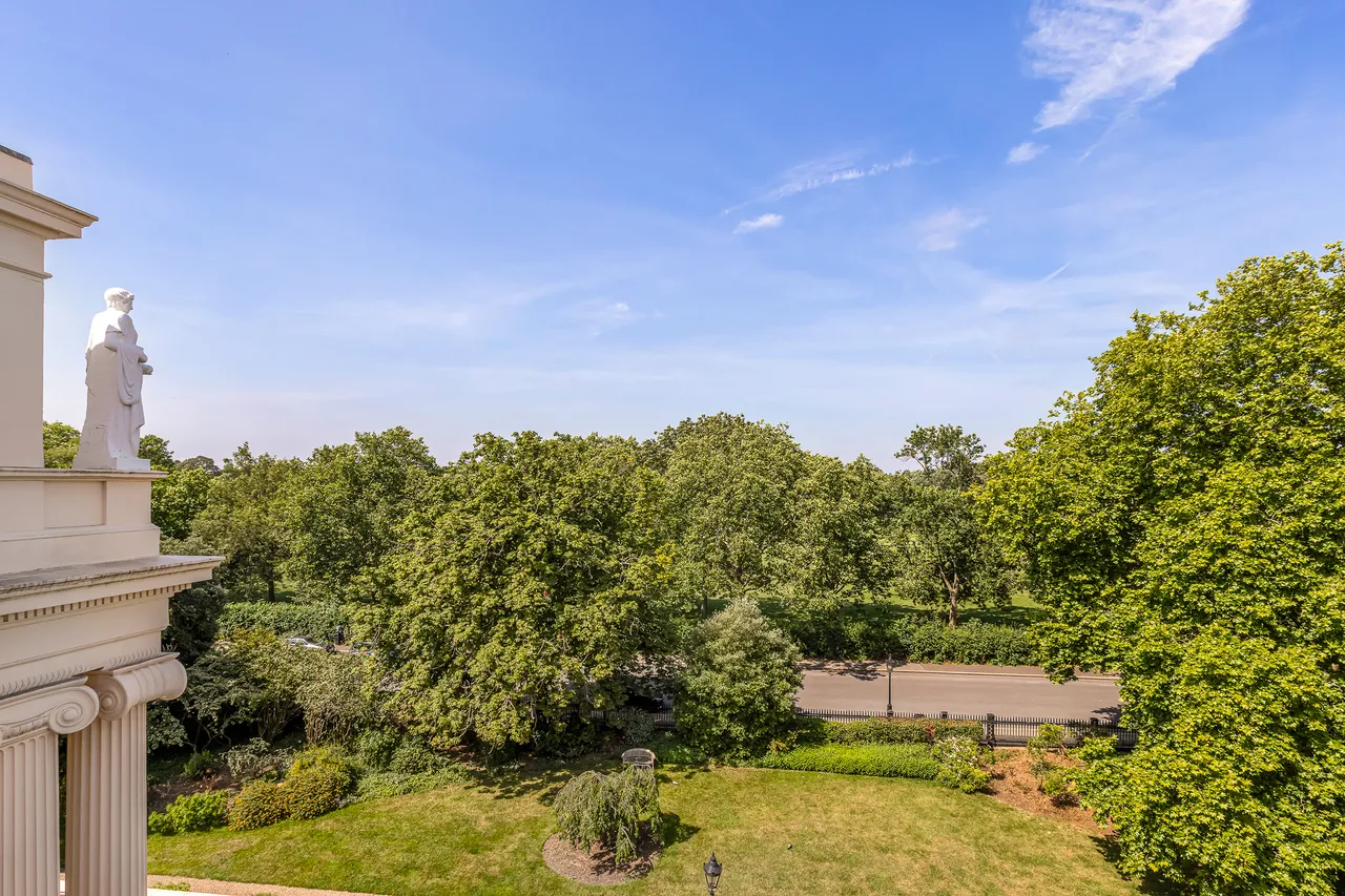 Cumberland Terrace, Regent's Park, London, photo 3