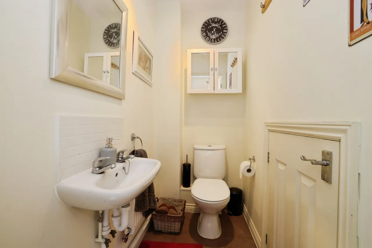Holloway Close, Amesbury, Salisbury, photo 8