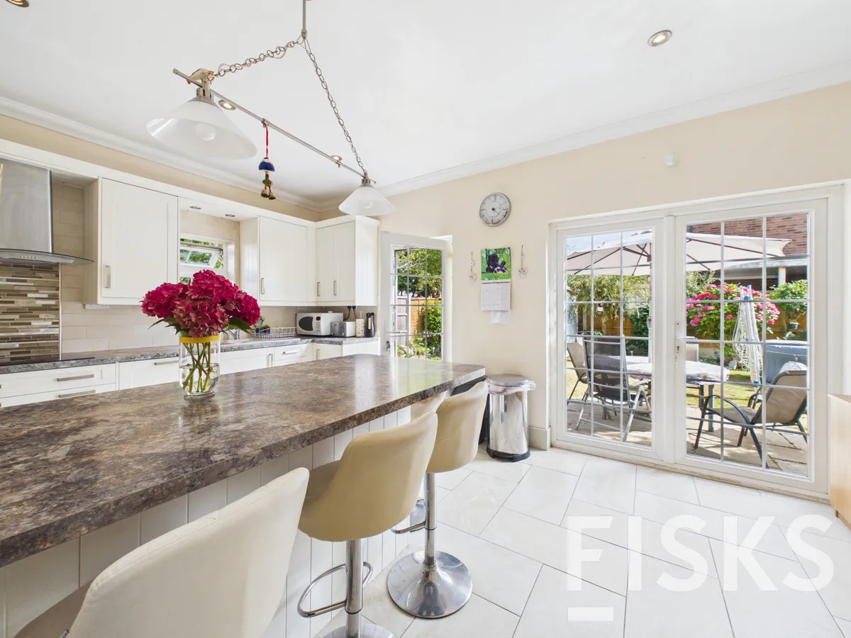 New Road, Benfleet, SS7, photo 3