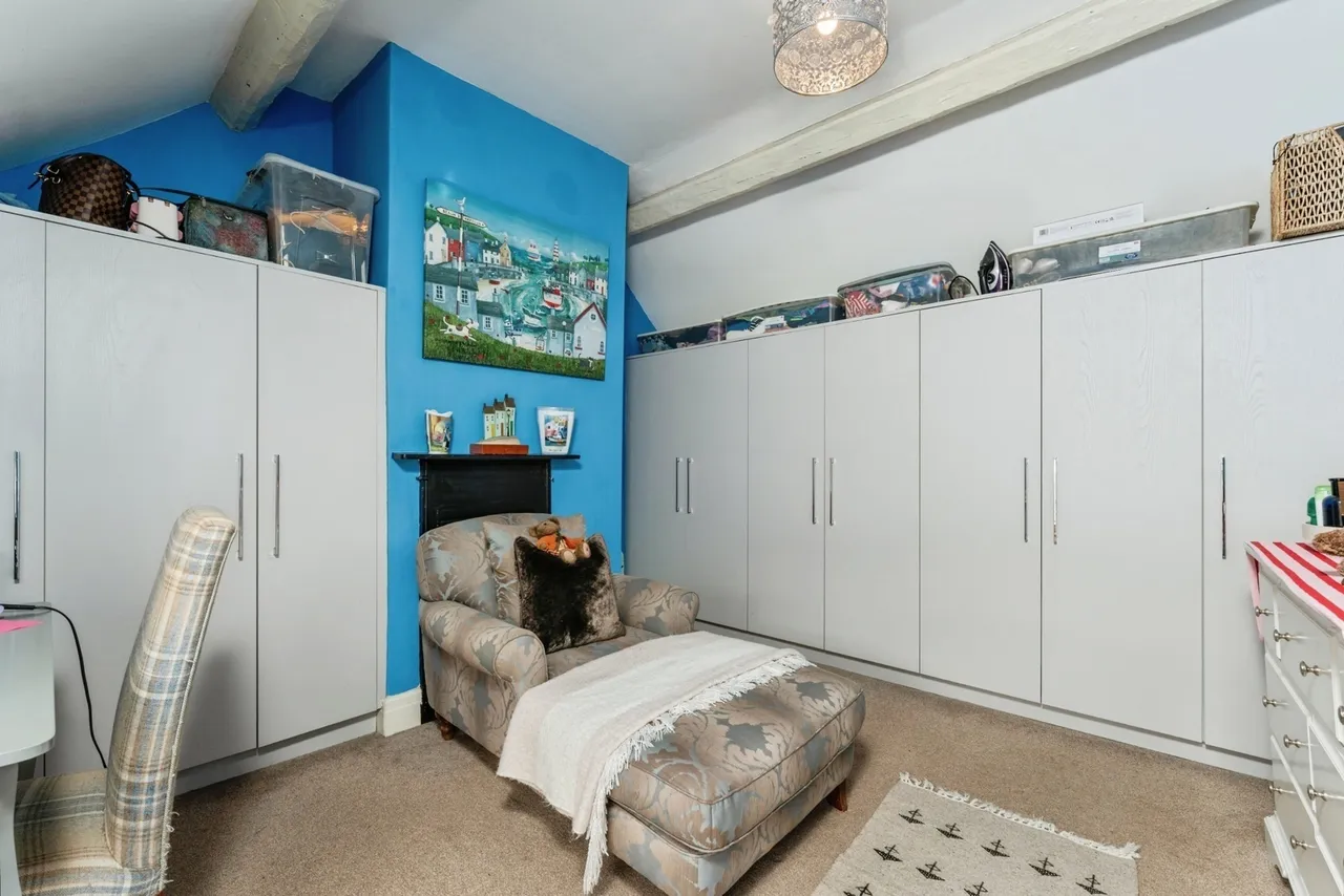 Well Street, Holywell, CH8, photo 22