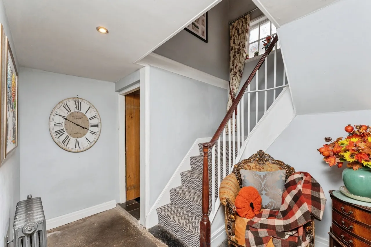 Well Street, Holywell, CH8, photo 14