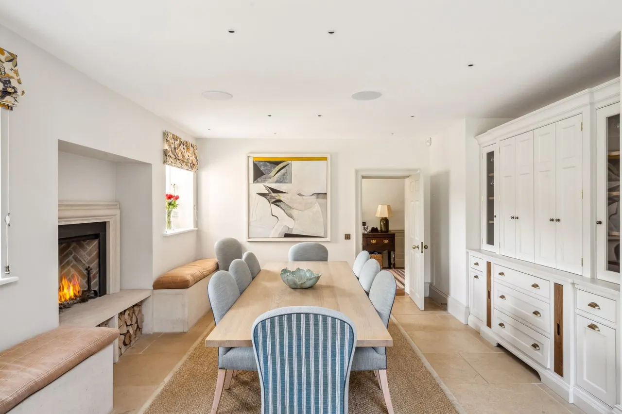 Village Lane, Hedgerley, SL2, photo 9