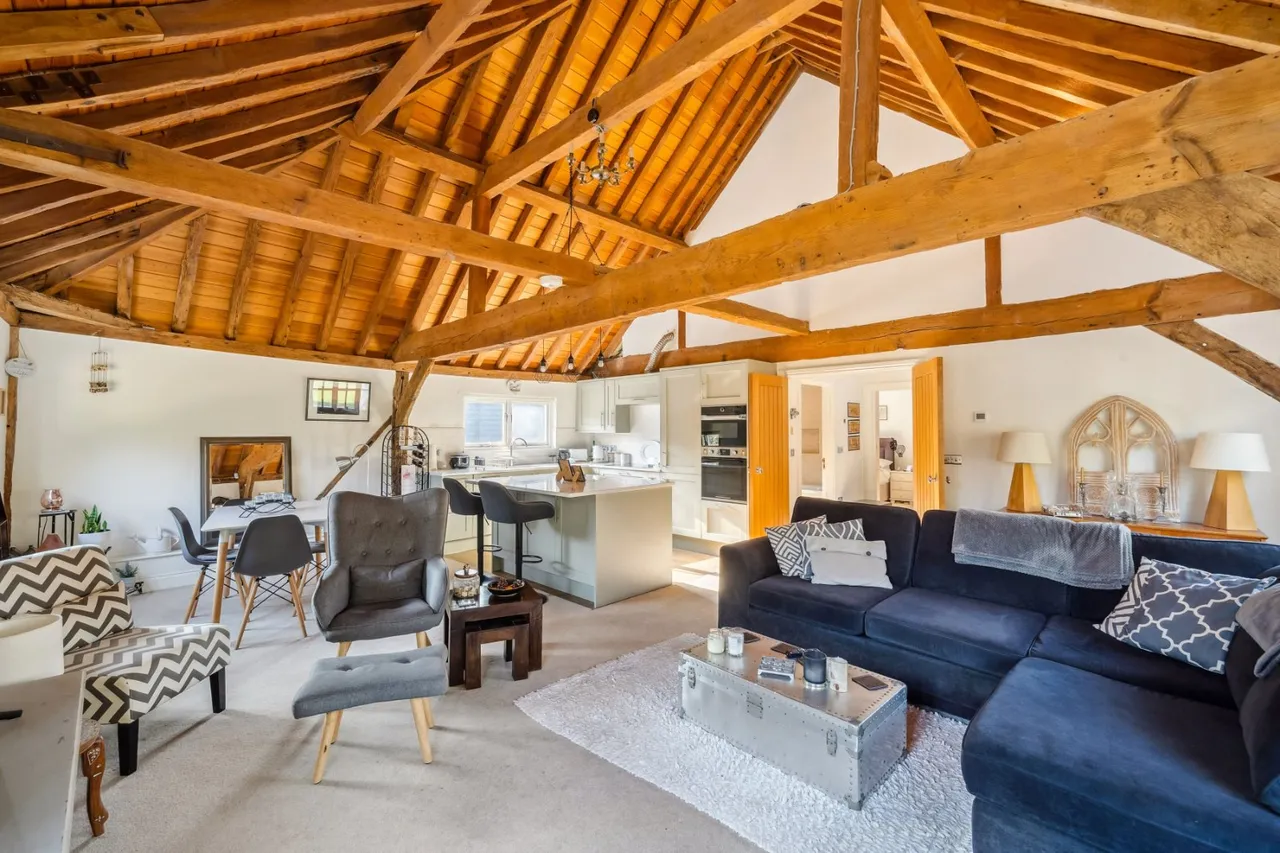 Village Lane, Hedgerley, SL2, photo 27