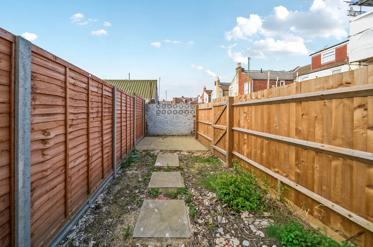 Derby Road, Portsmouth, PO2, photo 8