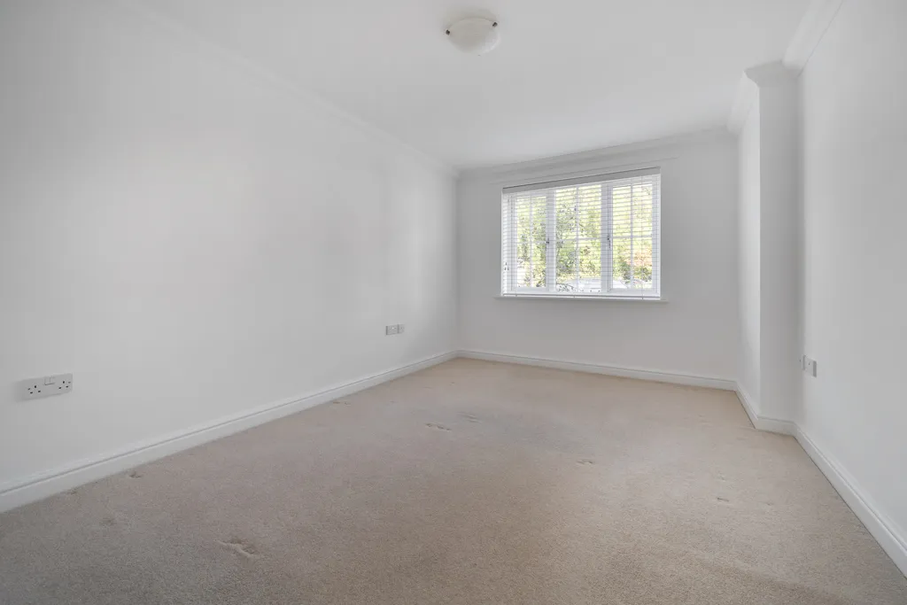 Ainsworth Road, Holt, photo 13