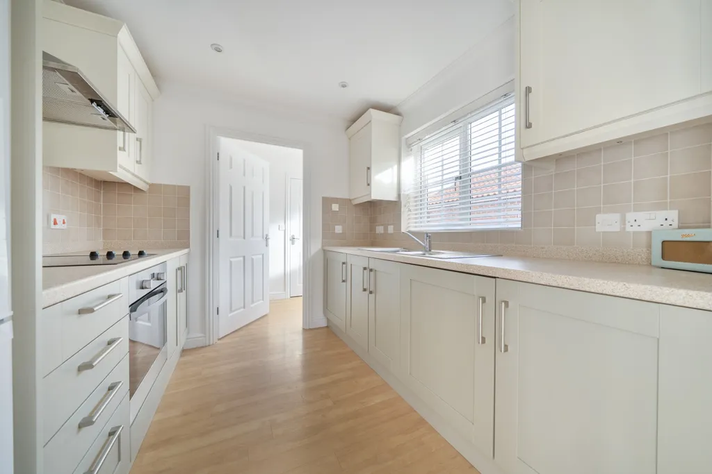 Ainsworth Road, Holt, photo 5