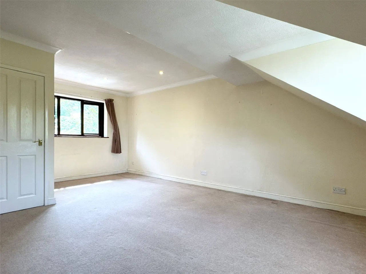 Gorse Farm Estate, Llandrindod Wells, Powys, LD1 5SH, photo 16