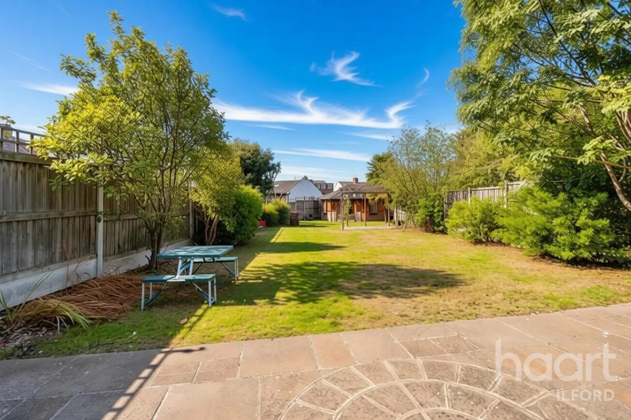 Stonehall Avenue, Ilford, IG1, photo 27