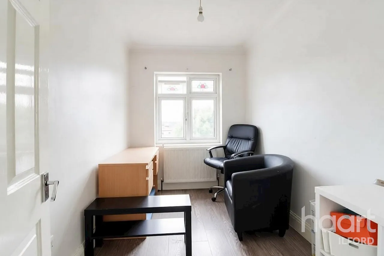 Stonehall Avenue, Ilford, IG1, photo 22