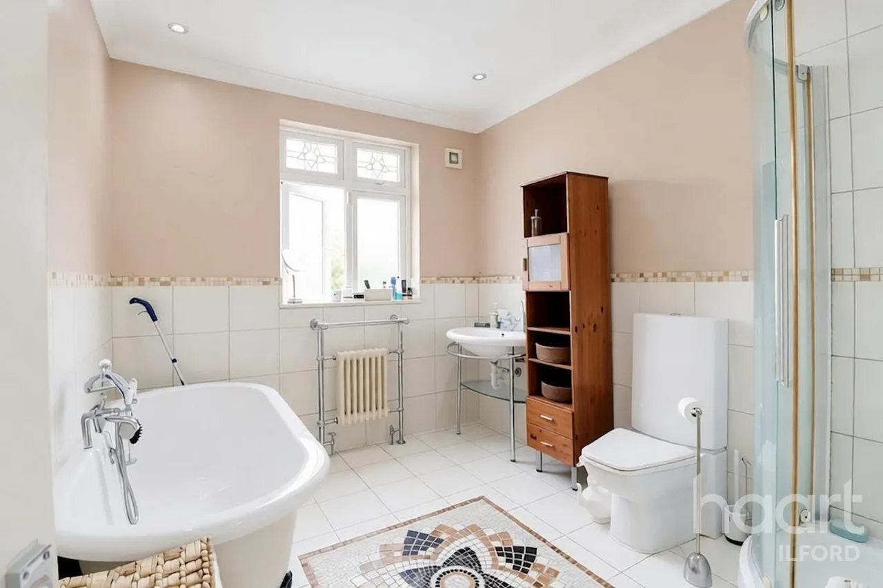 Stonehall Avenue, Ilford, IG1, photo 20