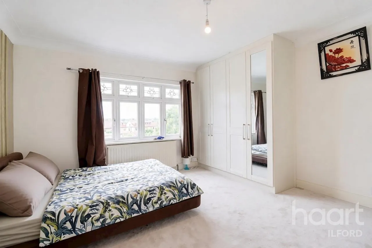Stonehall Avenue, Ilford, IG1, photo 19