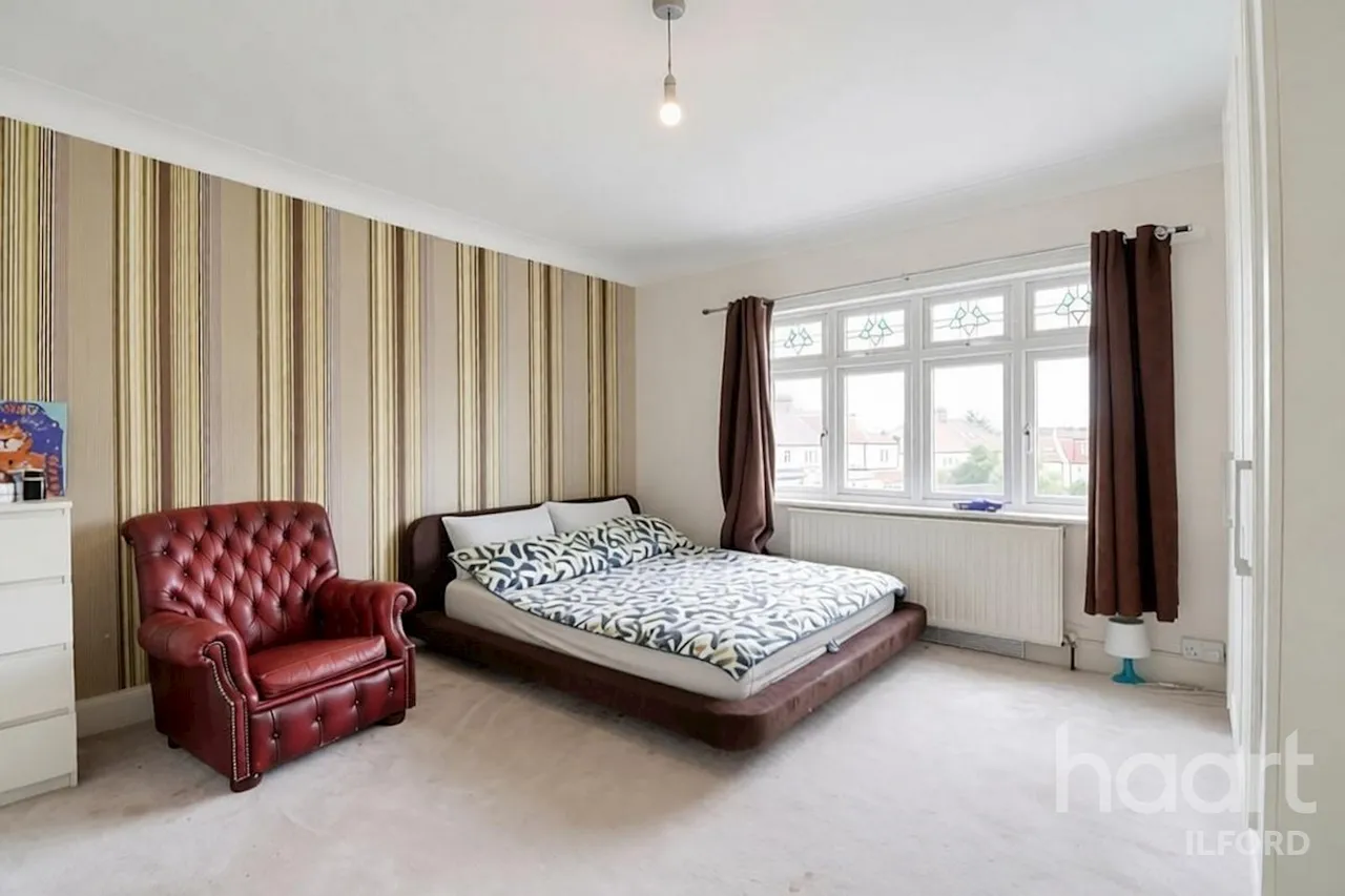 Stonehall Avenue, Ilford, IG1, photo 18