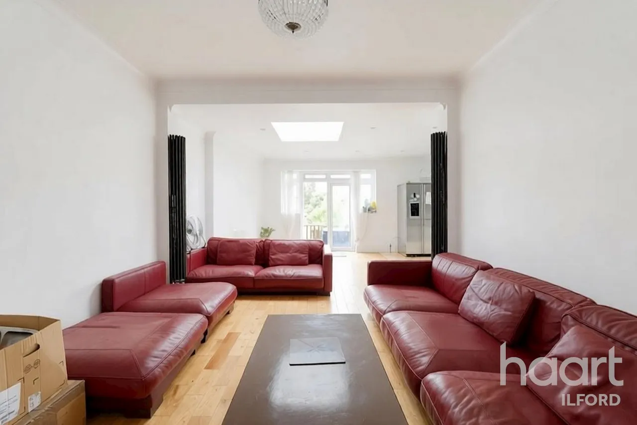 Stonehall Avenue, Ilford, IG1, photo 9