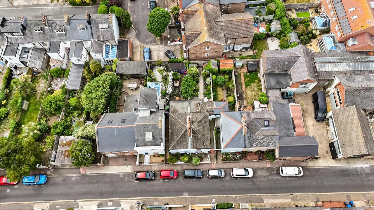 Park Road, Worthing, photo 14