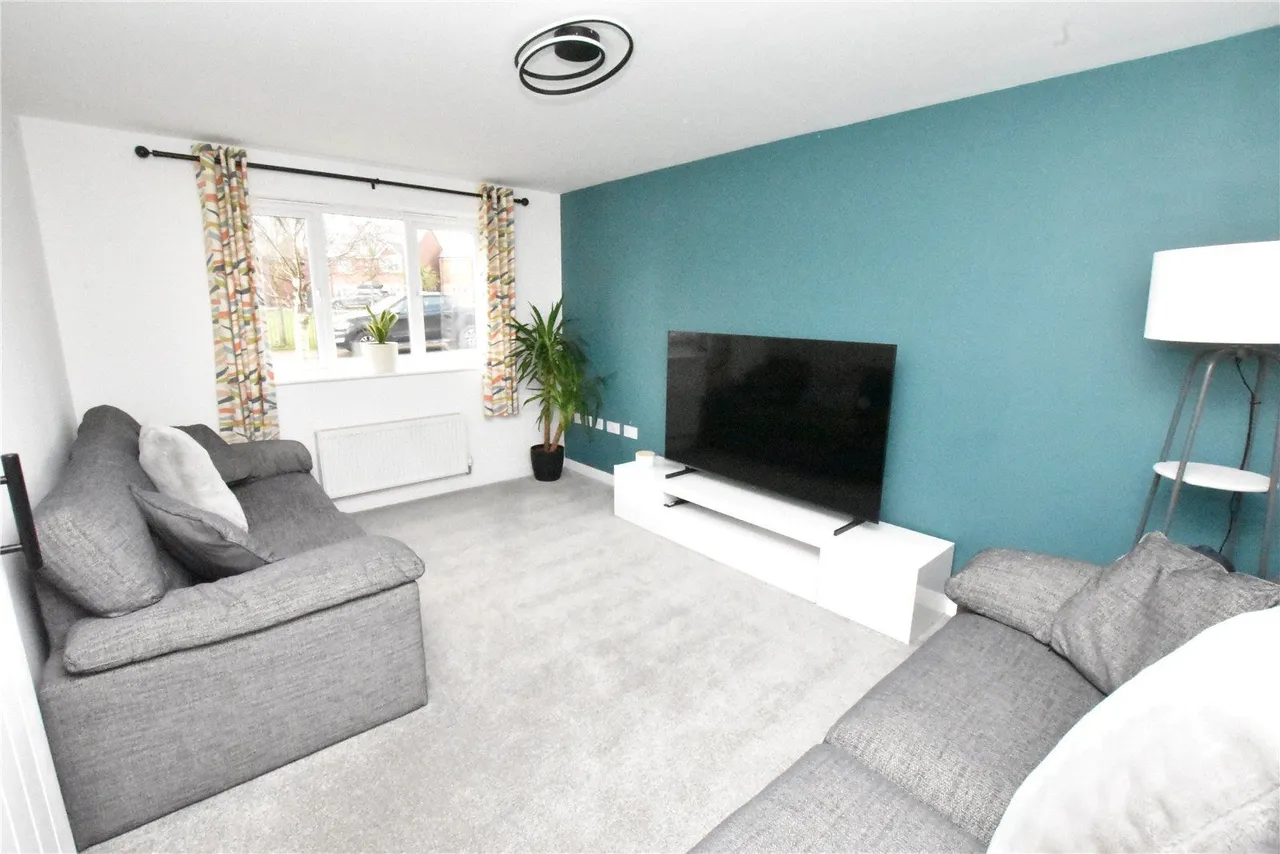 Jennie Blackamore Way, Crossgates, LS15, photo 4