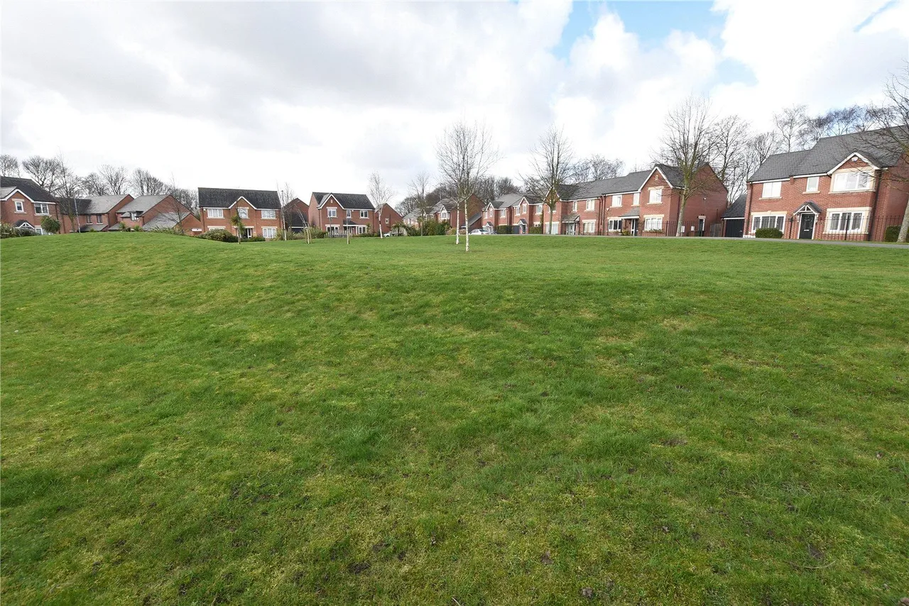 Jennie Blackamore Way, Crossgates, LS15, photo 21