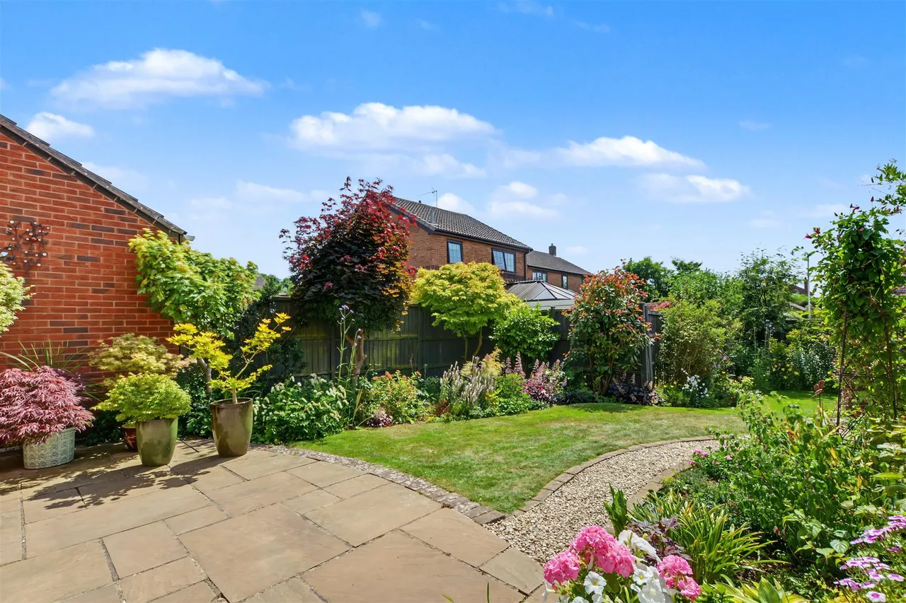 Somerset Close, Long Eaton, NG10, photo 4