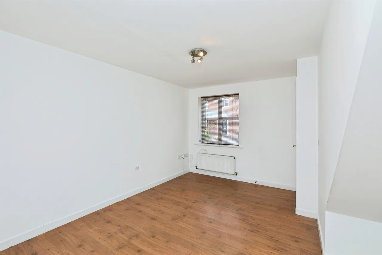 Hevea Road, Burton-On-Trent, DE13, photo 12