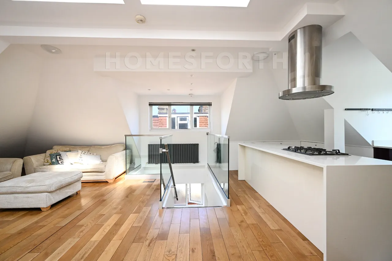 Chatsworth Road, London, NW2, photo 4