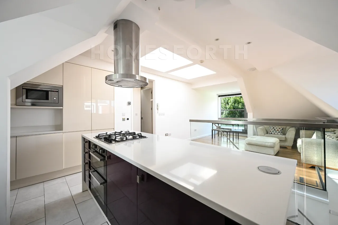 Chatsworth Road, London, NW2, photo 8