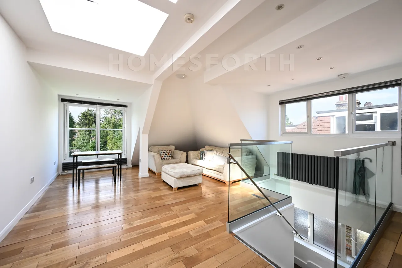 Chatsworth Road, London, NW2, photo 3