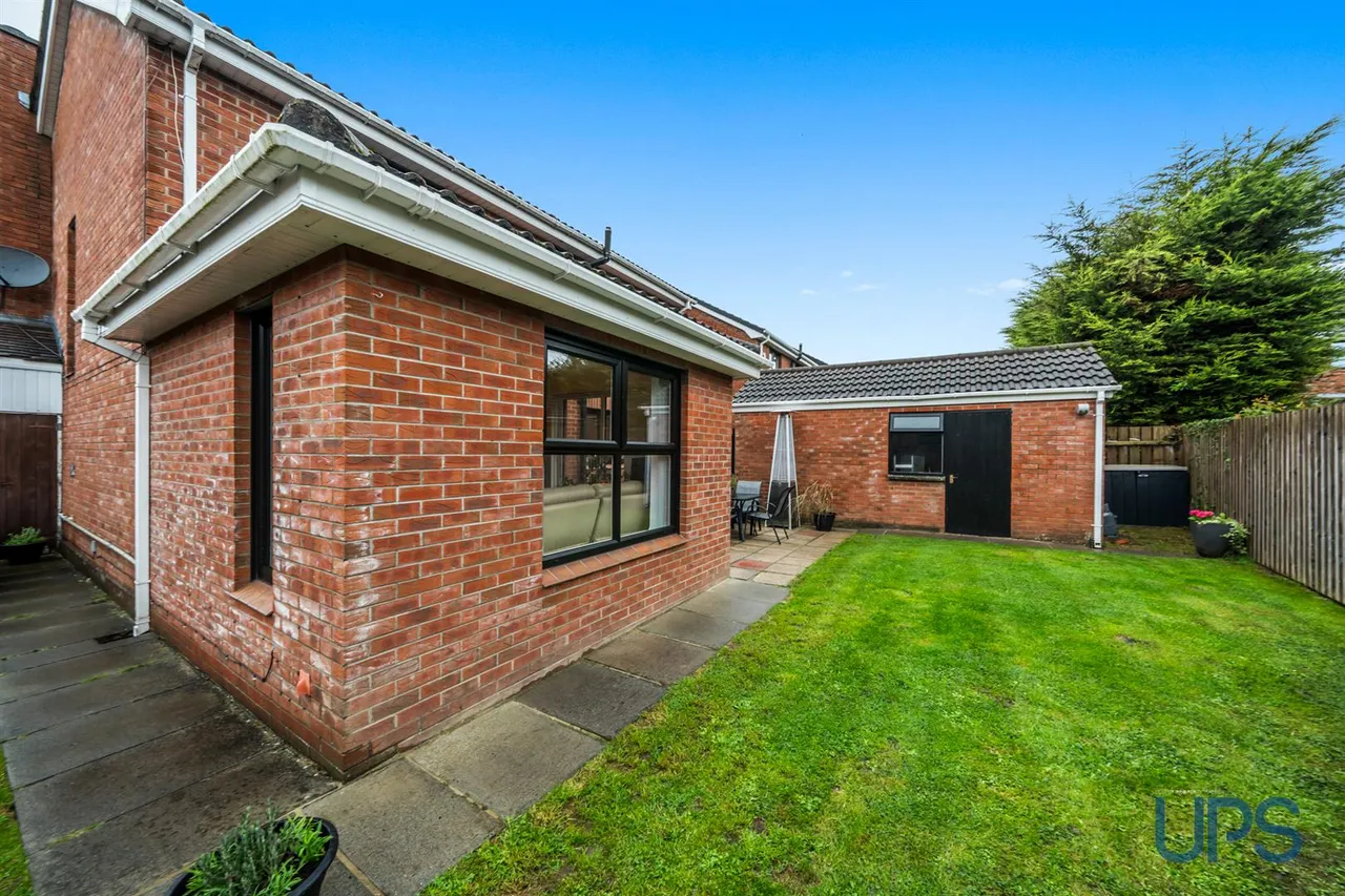 Arlington Drive, Blacks Road, BT10, photo 28