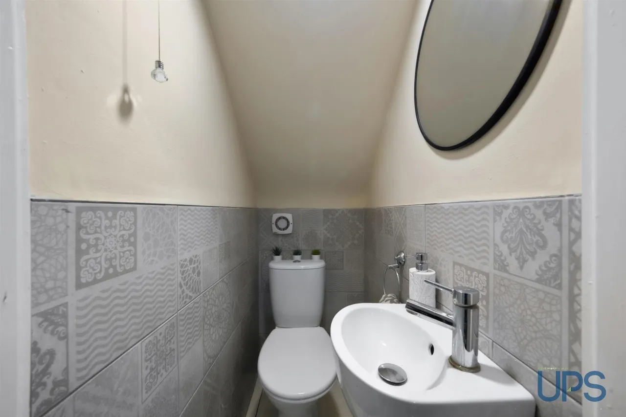 Arlington Drive, Blacks Road, BT10, photo 17