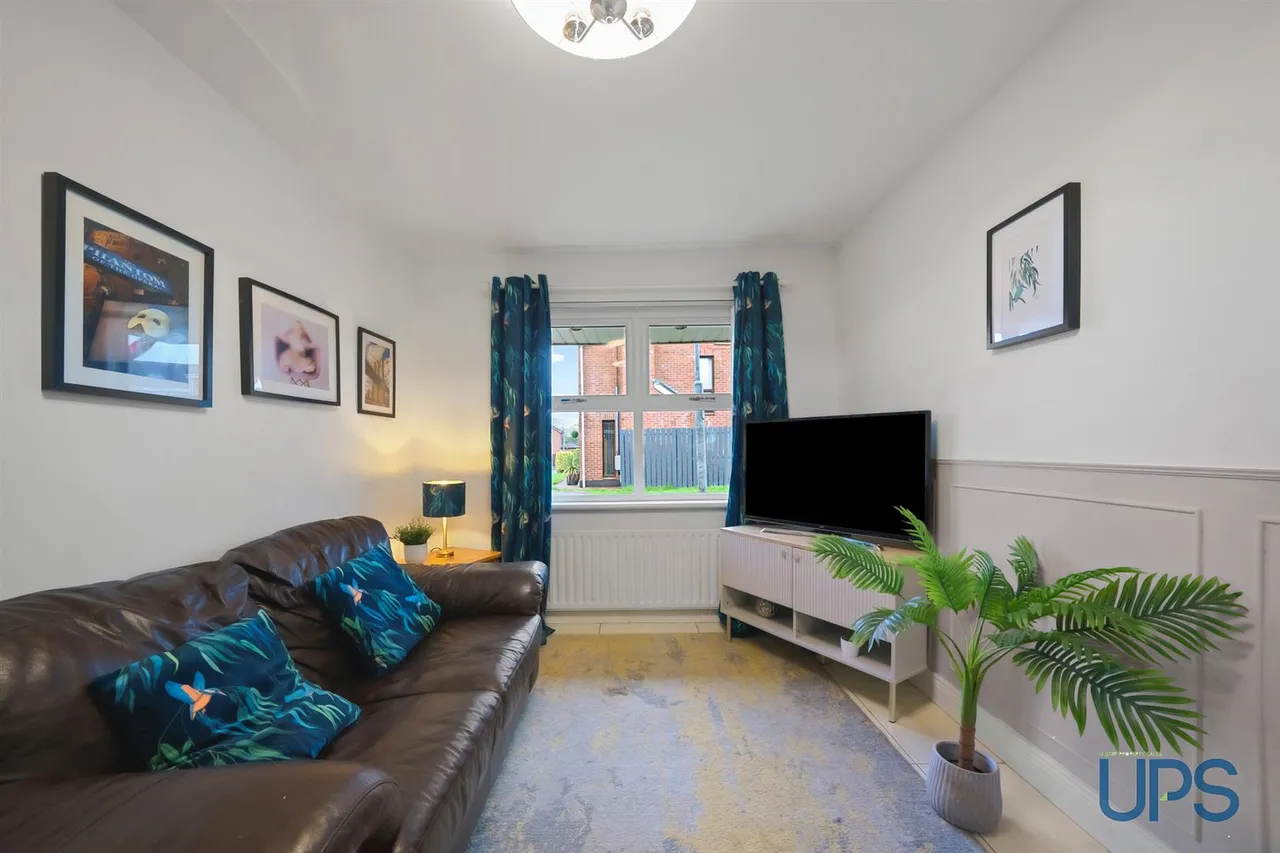 Arlington Drive, Blacks Road, BT10, photo 7