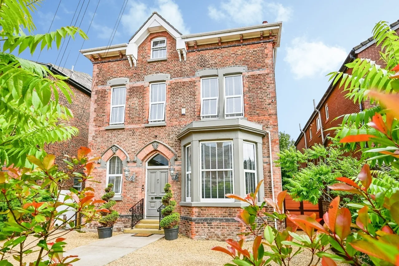 6 bed house for sale, Alexandra Road, Waterloo, L22