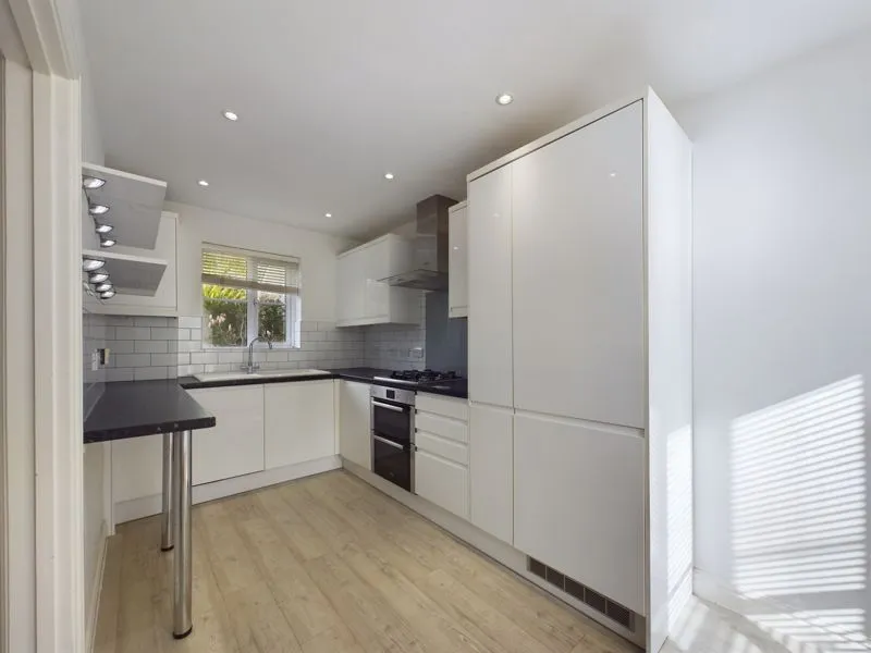 Poltair Meadow, Penryn, TR10, photo 3