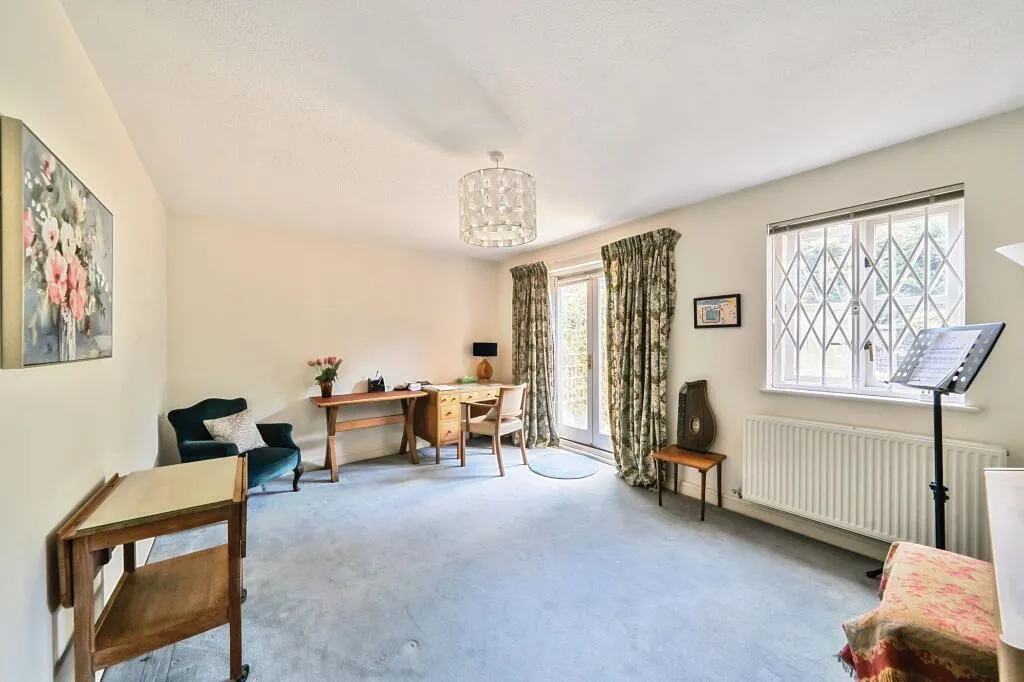 Grenville Place, Mill Hill, NW7, London, photo 8