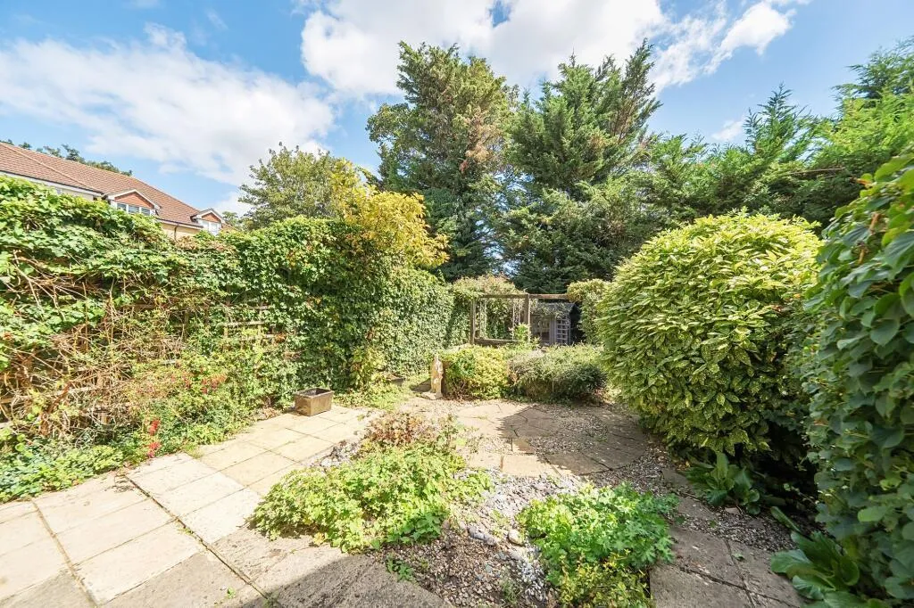 Grenville Place, Mill Hill, NW7, London, photo 17
