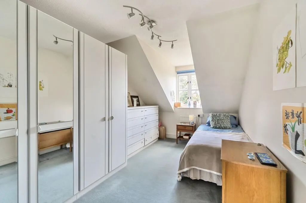 Grenville Place, Mill Hill, NW7, London, photo 11