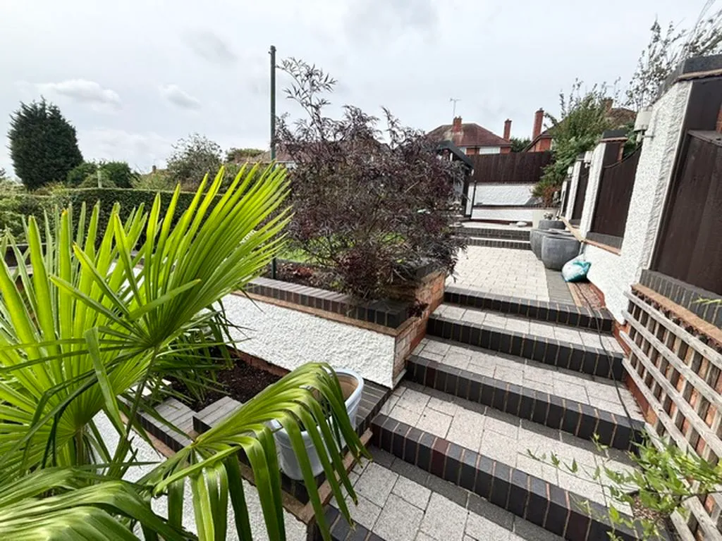 Queslett Road, Great Barr, B43, photo 16