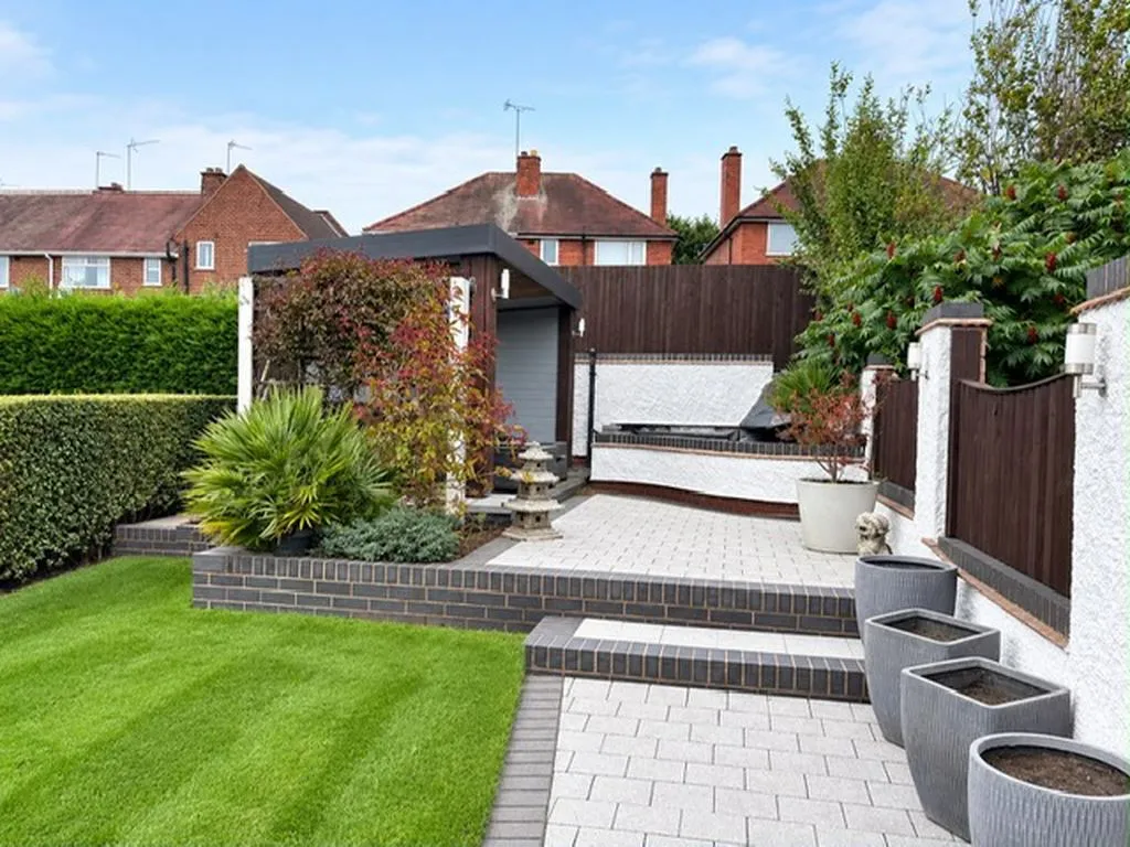Queslett Road, Great Barr, B43, photo 14