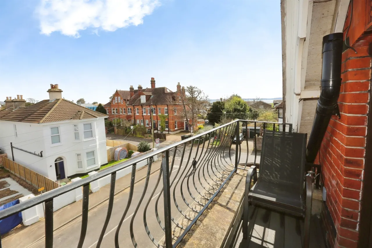 Paget Road, Gosport, photo 12