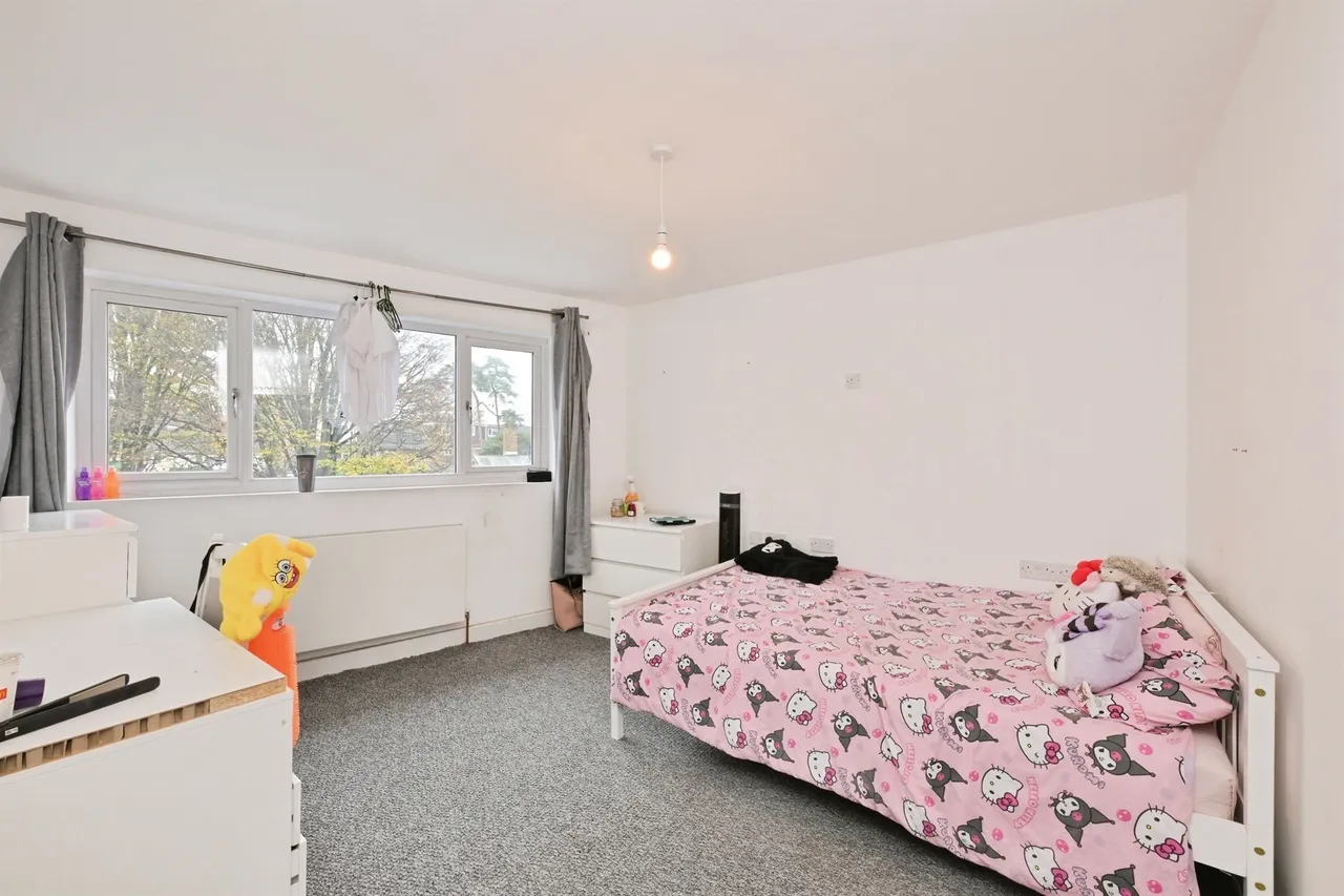 Little Brays, HARLOW, photo 9
