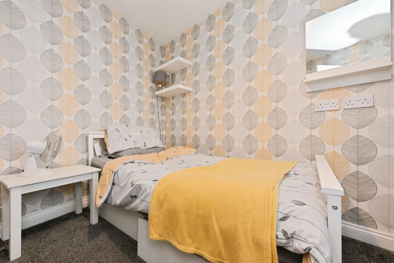 Little Brays, HARLOW, photo 10