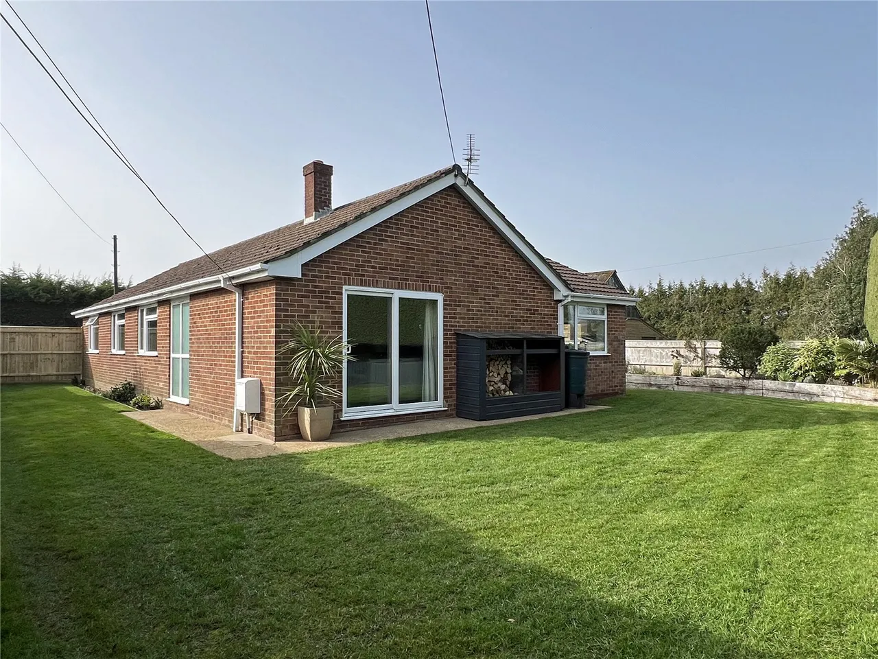 4 bed house for sale — Pitmore Lane, Pennington, Lymington, Hampshire, SO41 8LL