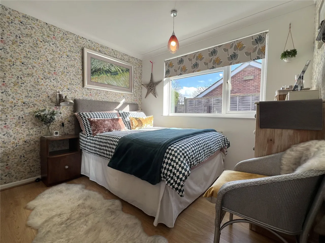 Pitmore Lane, Pennington, Lymington, Hampshire, SO41 8LL, photo 11