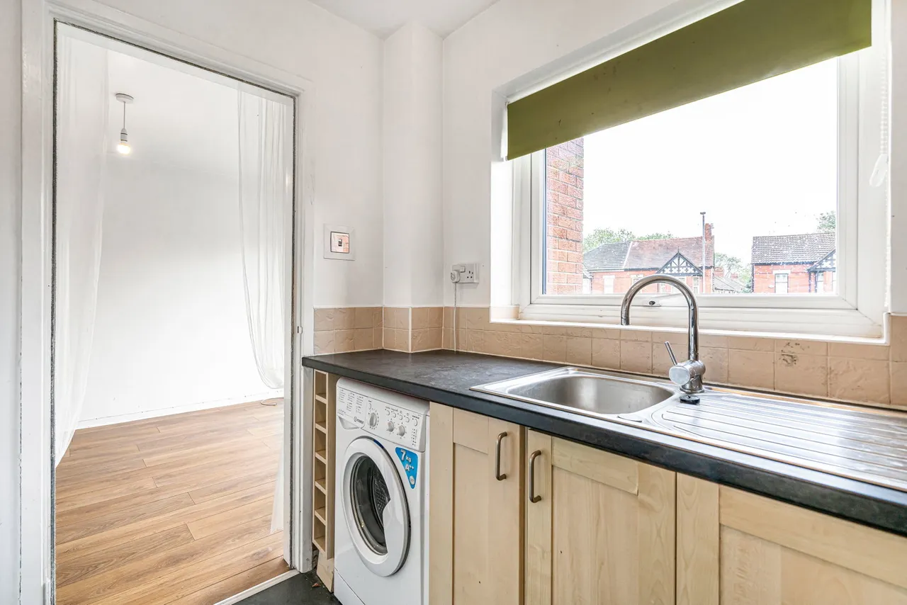 Slade Lane, Manchester, M19 2AH, photo 8