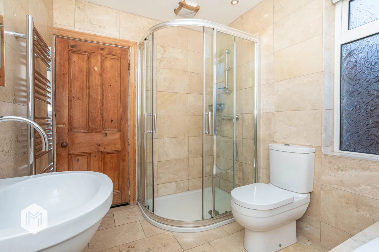 Dene Bank, Bolton, BL2 3EA, photo 10