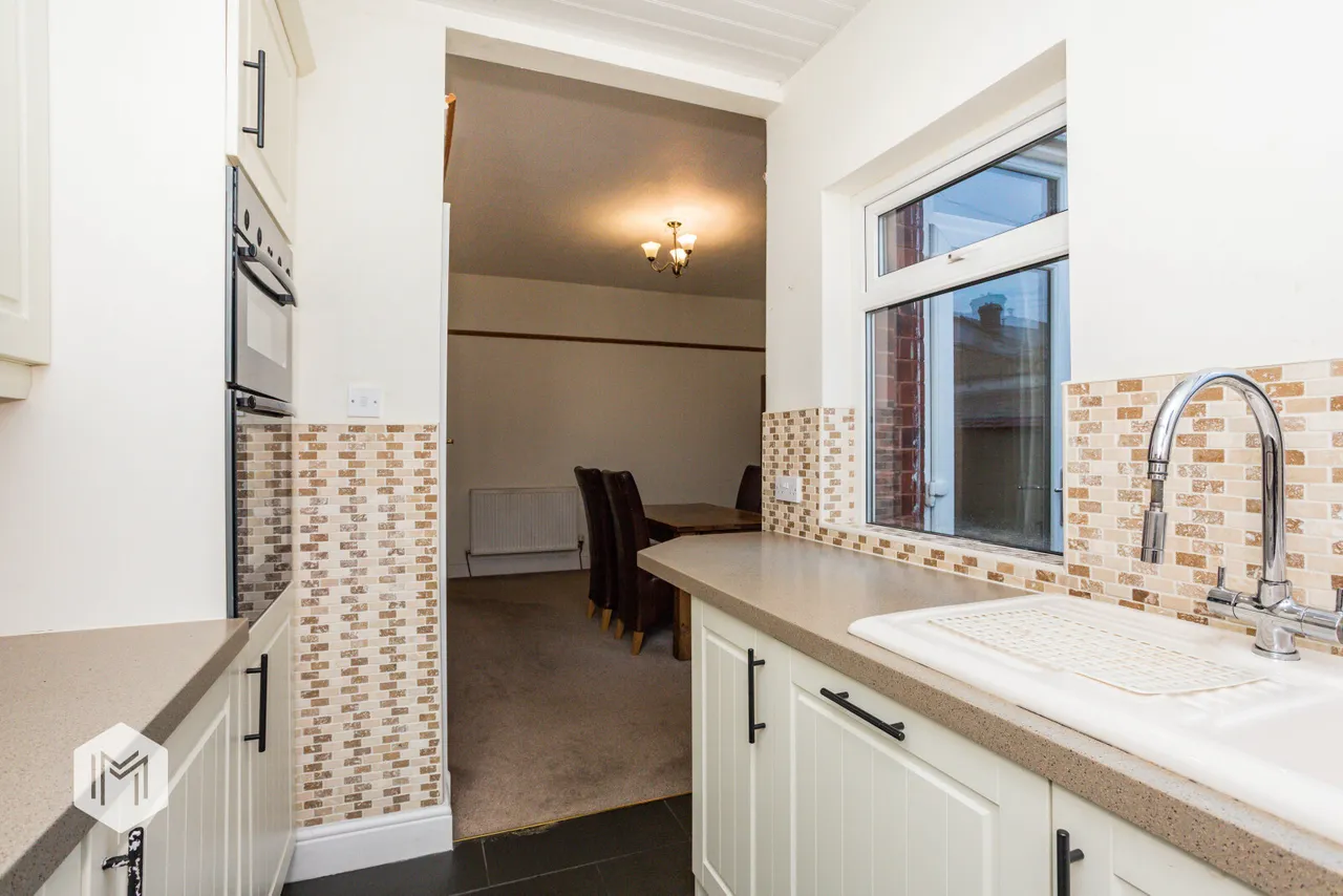 Dene Bank, Bolton, BL2 3EA, photo 5