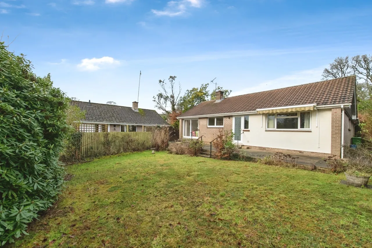 Beech Park, West Hill, EX11, photo 2