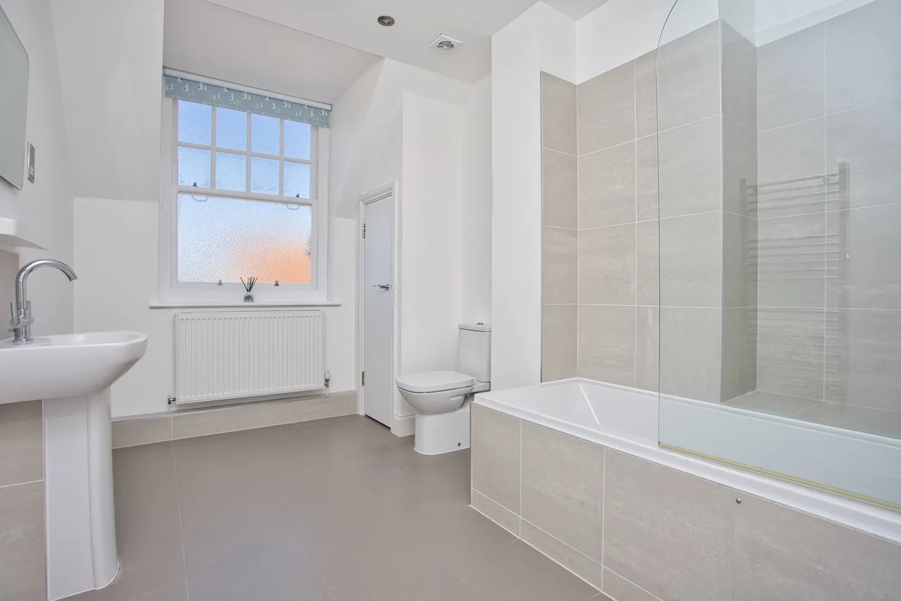 Eversley Park, Folkestone, CT20, photo 11