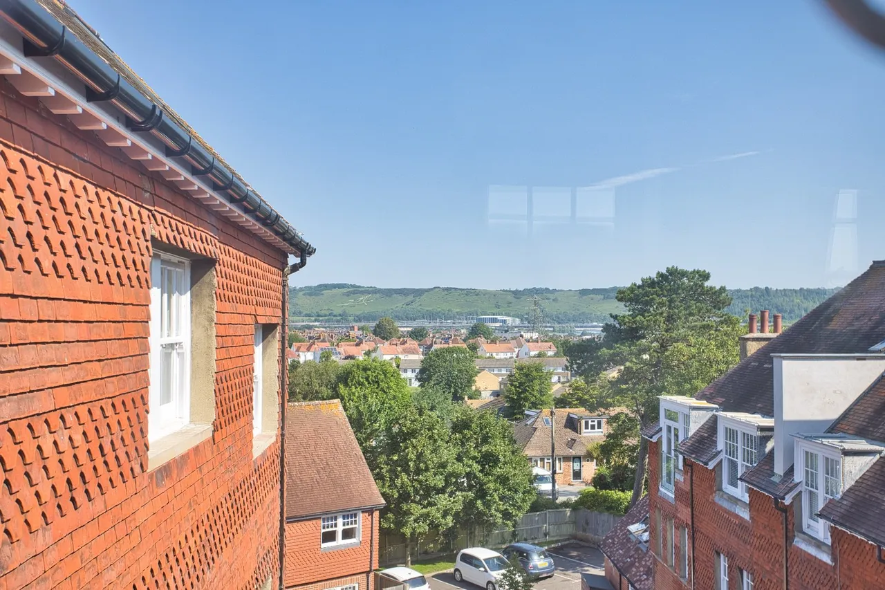 Eversley Park, Folkestone, CT20, photo 13